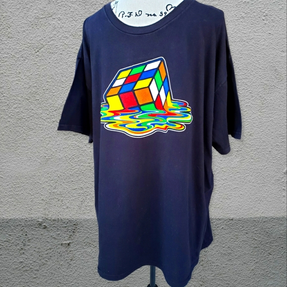 Mens Rubiks Cube black tee - Picture 2 of 6